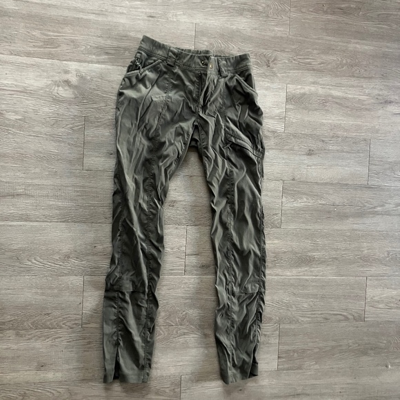 Duluth Dry on the Fly Slim Leg Women's Pants 2x33 - olive green - Picture 1 of 3